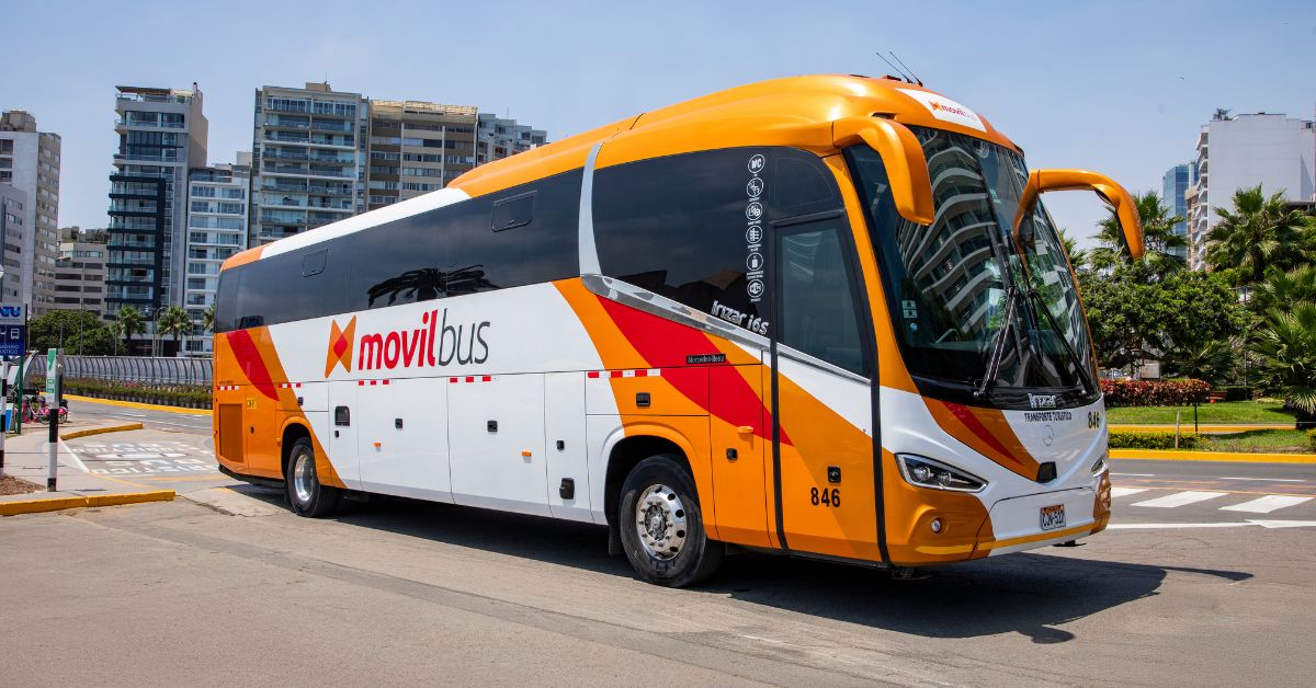 Bus para servicio de transporte corporativo