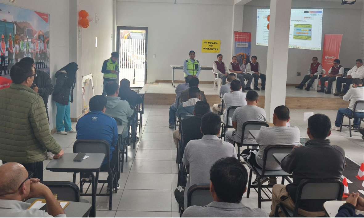 Capacitaciones constantes de Movil Bus